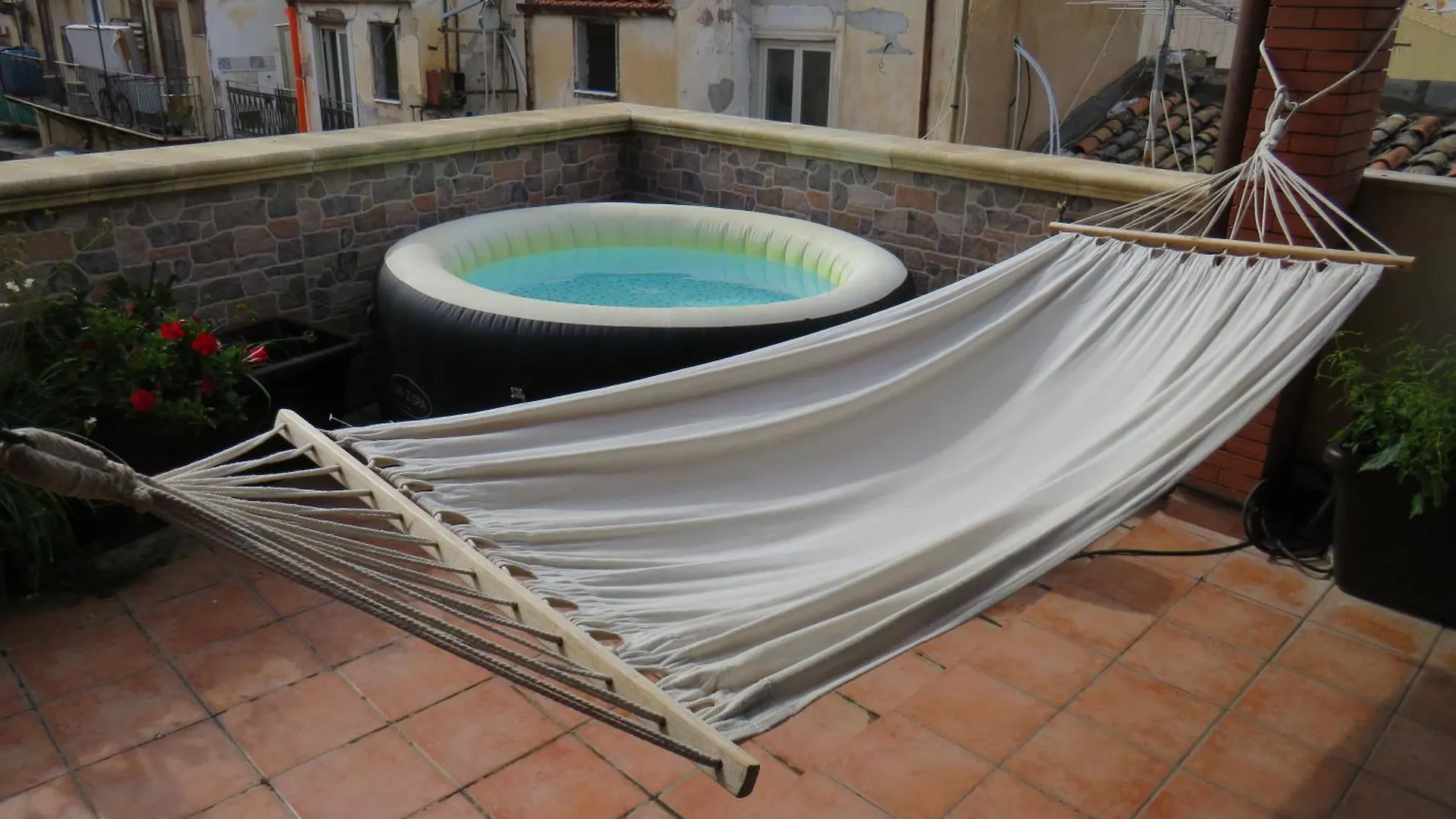 Awesome Terrace And Apartment In The City Centre Palermo Italy