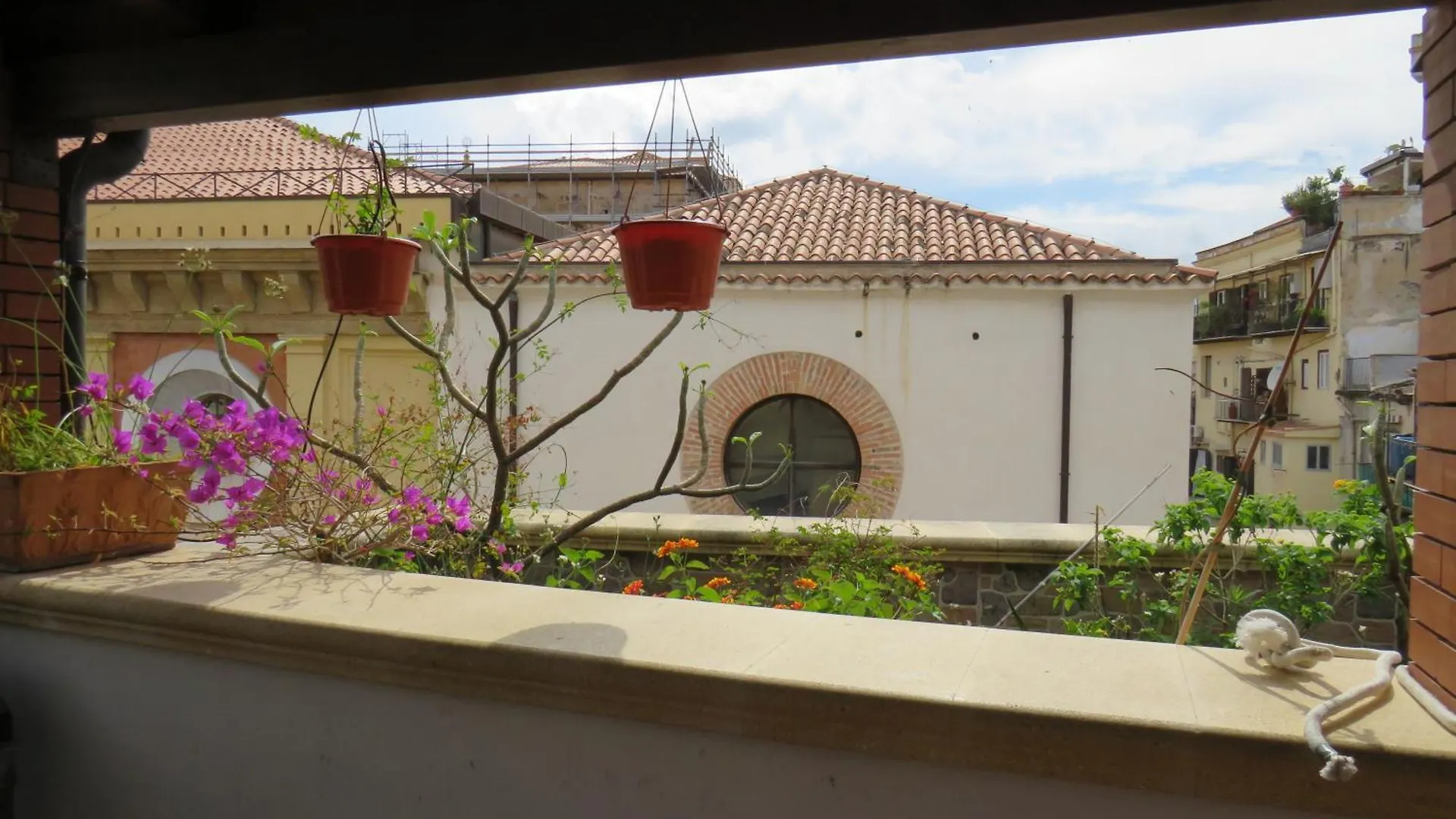 Awesome Terrace And Apartment In The City Centre Palermo 0*,